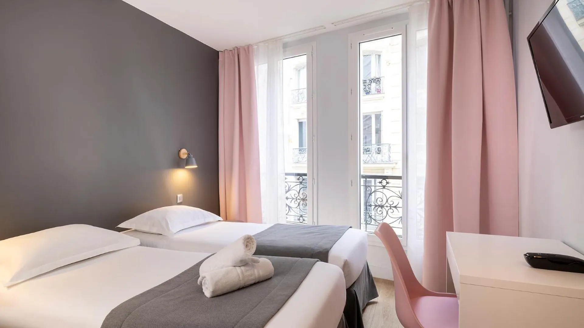 Legendre 2* Paris